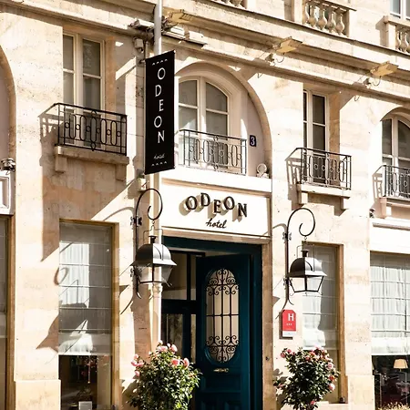 Odeon Hotel 3*