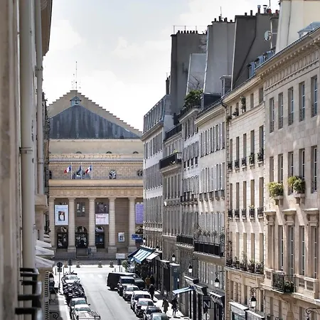 Hotel Odeon 3*